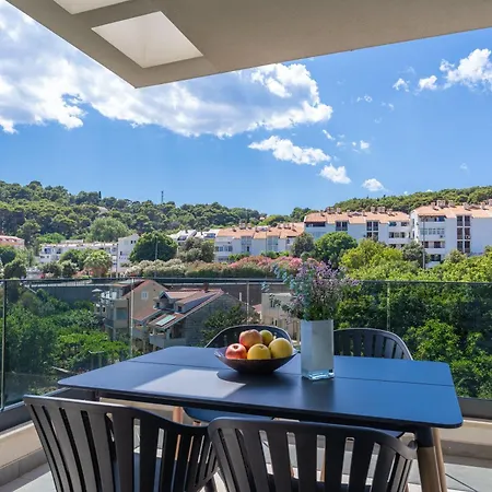 The Signature - Two Bedroom Modern In Lapad *