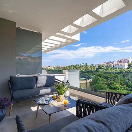 The Signature - Two Bedroom Modern In Lapad Apartment *